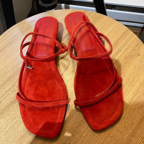 Madewell Maycie Asymmetric T-Strap Sandal - Picture 3 of 9